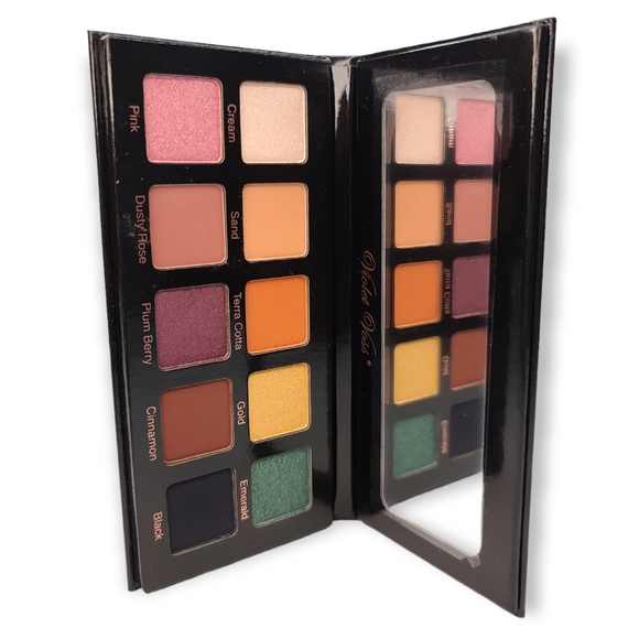 Violet Voss Essentials PRO Series Eyeshadow Palette - Picture 12 of 14